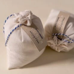 Tudor Bath Salt Bag -Deals Home Avenues Store Tudor Bath Soak 00007